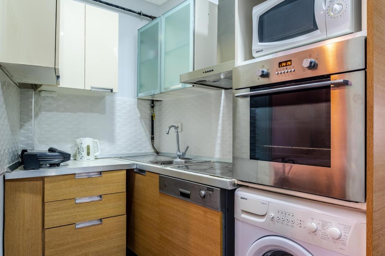 Sleek Flat 50 M To Bull Statue In Kadikoy Apartamento Estambul Exterior foto